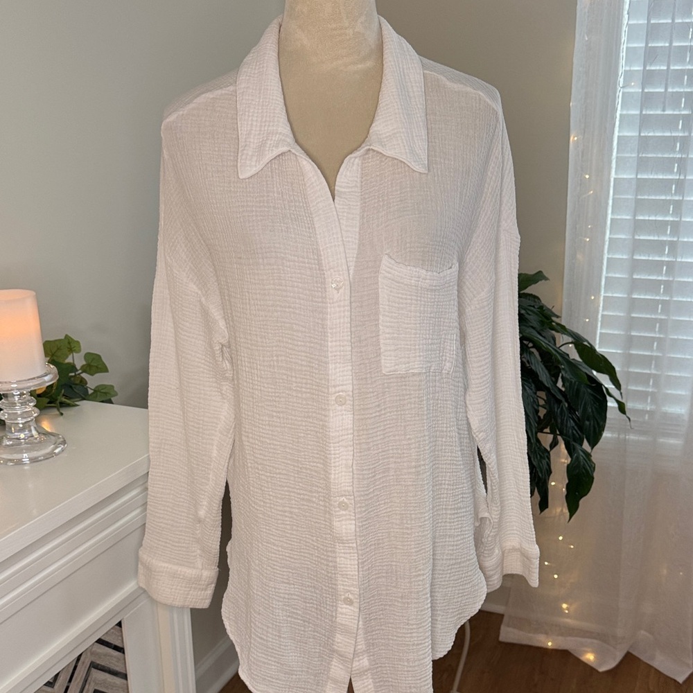 Shade & Shore Classic White Button-Up Blouse